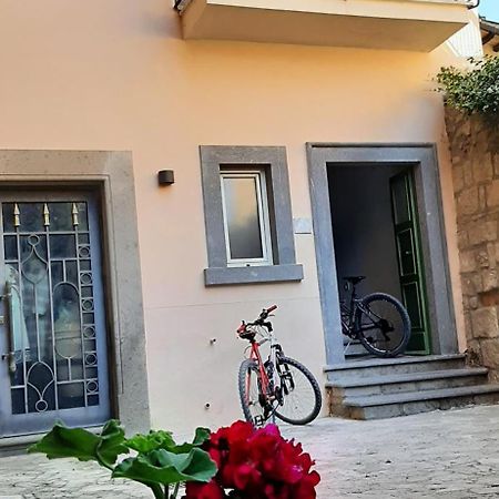 Al22 Di Piazza Del Gesu Hotel Viterbo Luaran gambar