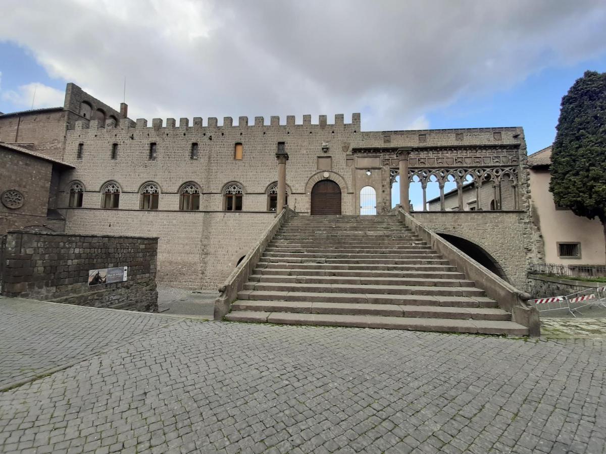 Al22 Di Piazza Del Gesu Hotel Viterbo Luaran gambar