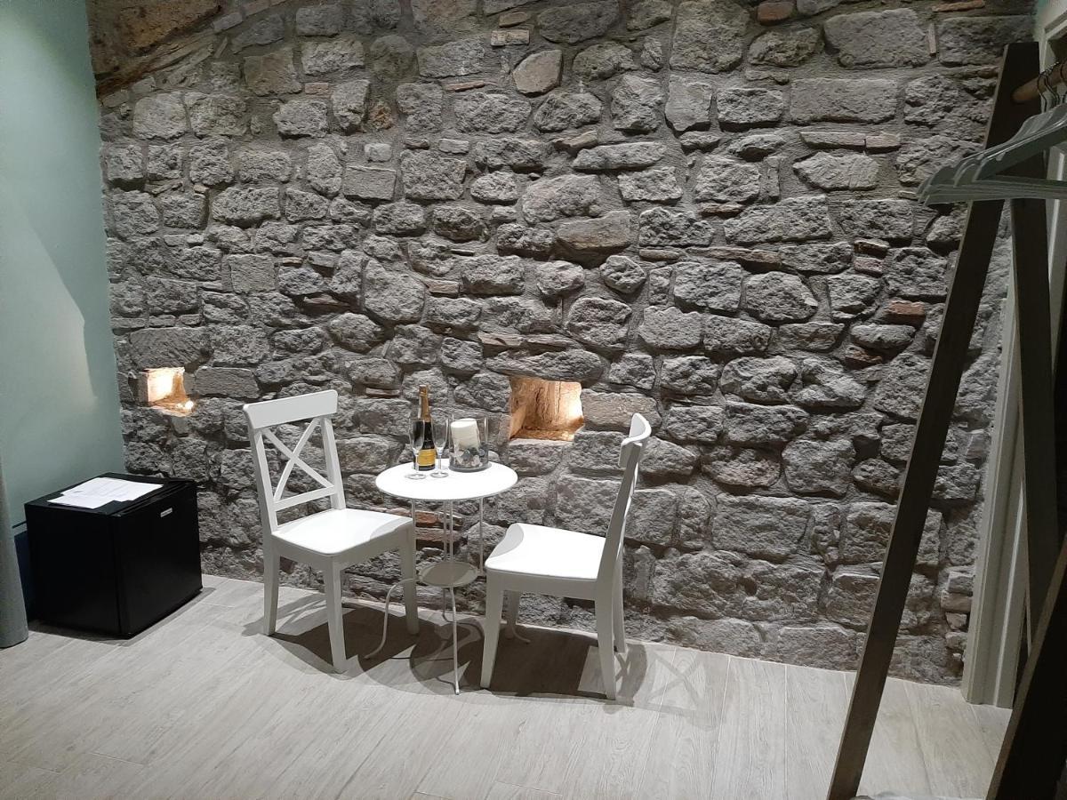 Al22 Di Piazza Del Gesu Hotel Viterbo Luaran gambar