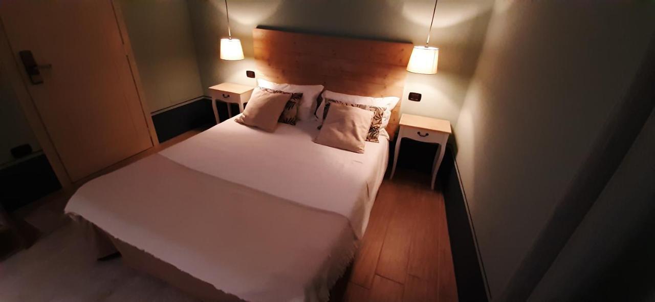 Al22 Di Piazza Del Gesu Hotel Viterbo Luaran gambar