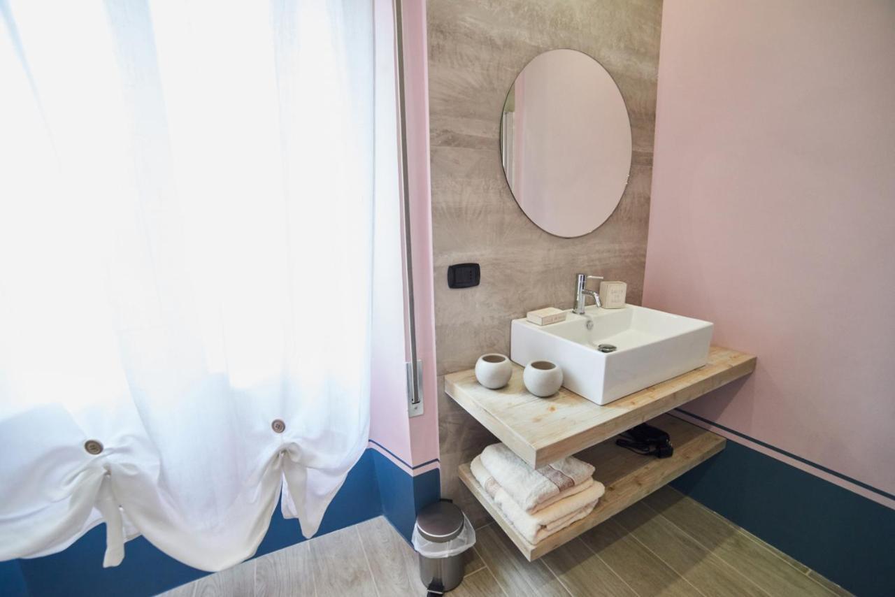 Al22 Di Piazza Del Gesu Hotel Viterbo Luaran gambar